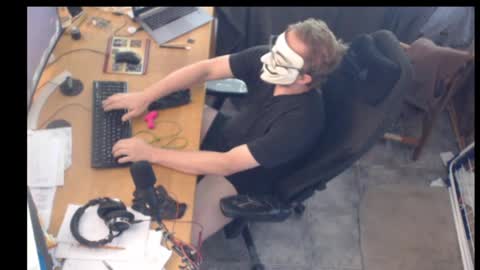 Snapshot of gryphius chatting on 06-01-26, 10:39 gryphius online show from 06-01-26, 10:39