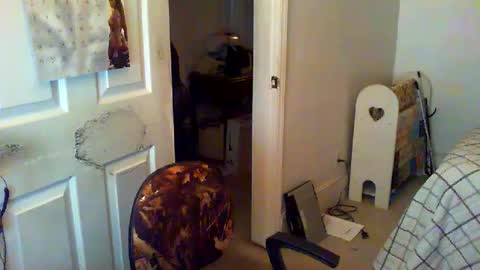 Snapshot of gtnolder60 chatting on 12-14-24, 11:56 Gary online show from 12-14-24, 11:56