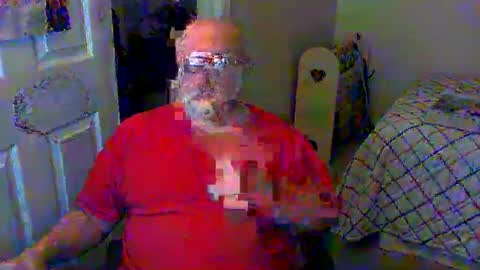 Snapshot of gtnolder60 chatting on 12-17-24, 11:38 Gary online show from 12-17-24, 11:38