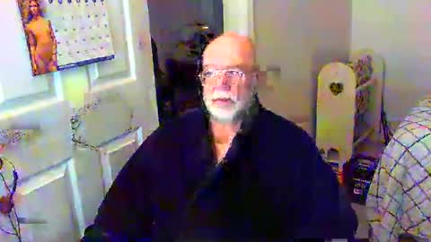 Snapshot of gtnolder60 chatting on 01-11-25, 12:29 Gary online show from 01-11-25, 12:29