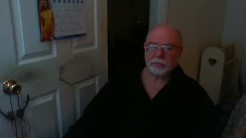 Snapshot of gtnolder60 chatting on 01-19-25, 12:17 Gary online show from 01-19-25, 12:17