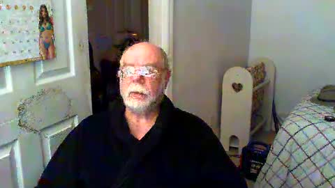 Snapshot of gtnolder60 chatting on 02-08-25, 12:06 Gary online show from 02-08-25, 12:06