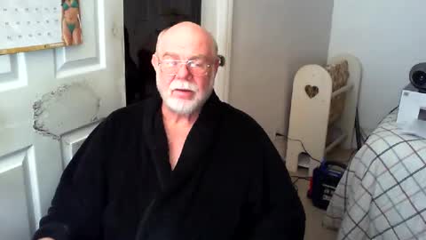 Snapshot of gtnolder60 chatting on 02-16-25, 03:47 Gary online show from 02-16-25, 03:47