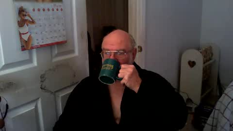 Snapshot of gtnolder60 chatting on 03-02-25, 01:16 Gary online show from 03-02-25, 01:16
