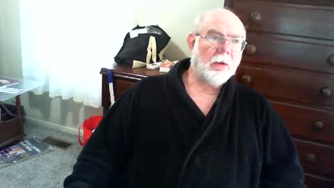Snapshot of gtnolder60 chatting on 05-07-26, 11:48 Gary online show from 05-07-26, 11:48