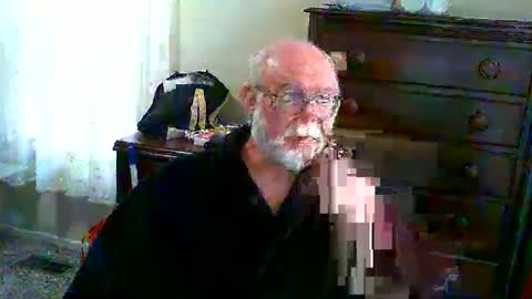 Snapshot of gtnolder60 chatting on 05-28-26, 11:40 Gary online show from 05-28-26, 11:40