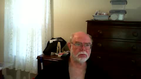 Snapshot of gtnolder60 chatting on 05-31-26, 10:55 Gary online show from 05-31-26, 10:55