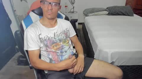 guachin_new online show from 12-01-24, 10:43