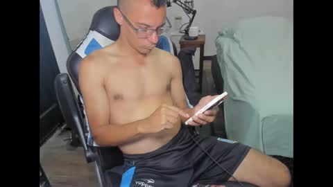 guachin_new online show from 01-27-25, 06:19