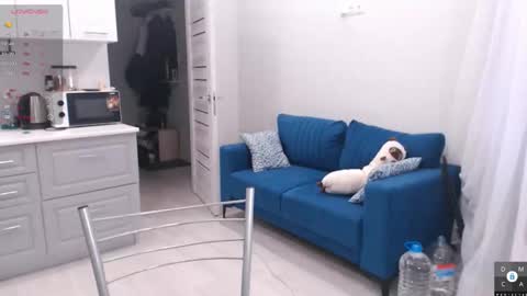 Eva online show from 02-14-26, 07:38