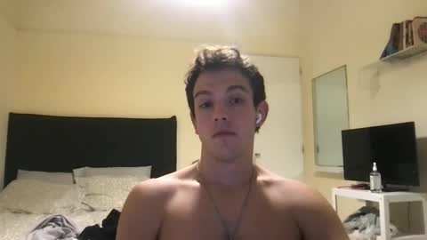 Snapshot of guapogringo03 chatting on 09-17-25, 10:00 guapogringo03 online show from 09-17-25, 10:00