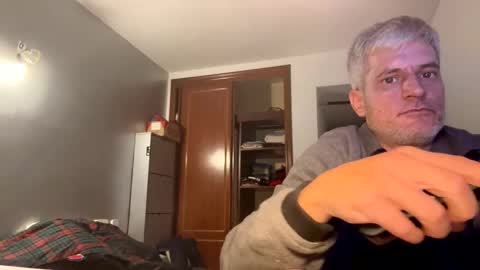 Snapshot of guardiannif_ chatting on 03-03-25, 04:24 guardiannif_ online show from 03-03-25, 04:24