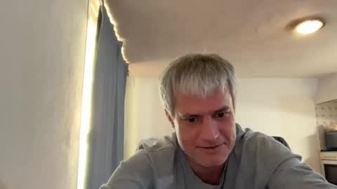 Snapshot of guardiannif_ chatting on 01-08-26, 04:20 guardiannif_ online show from 01-08-26, 04:20