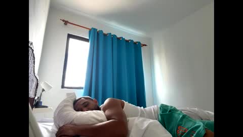 Snapshot of gucci4u2 chatting on 03-25-26, 03:07 gucci4u2 online show from 03-25-26, 03:07