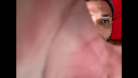 Snapshot of gucci4u2 chatting on 05-25-26, 03:51 gucci4u2 online show from 05-25-26, 03:51