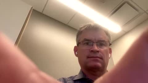 Snapshot of gud_times chatting on 02-03-25, 04:20 gud_times online show from 02-03-25, 04:20