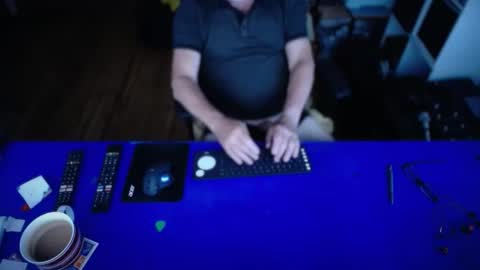 Snapshot of guesswhatigot2 chatting on 02-02-26, 07:51 guesswhatigot2 online show from 02-02-26, 07:51