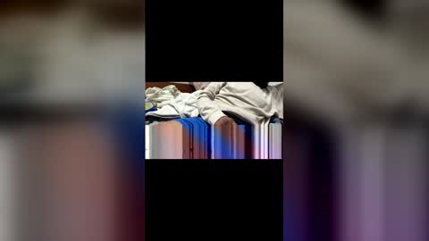 guesswhosback13 online show from 06-10-26, 10:03
