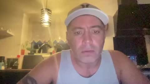 guil0 online show from 10-17-25, 09:34