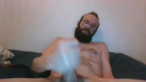 Snapshot of guillaume86 chatting on 03-06-25, 11:31 guillaume86 online show from 03-06-25, 11:31