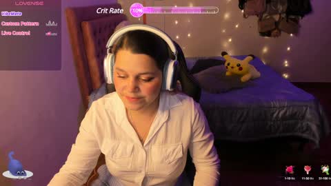 Hello Im Julieta Im 25 years old welcome to my room have fun and be happy. online show from 01-19-25, 11:32