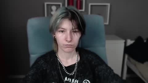guitarandangell online show from 06-21-26, 06:05