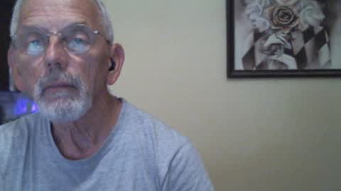 Snapshot of gulfcoast1952 chatting on 12-16-24, 07:43 Roy online show from 12-16-24, 07:43