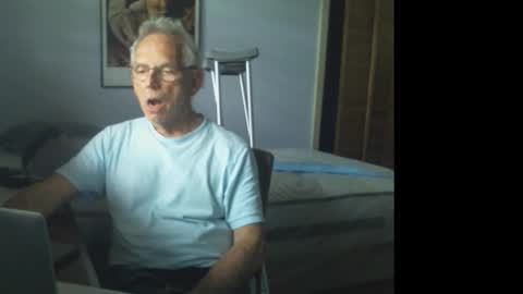 Snapshot of gulfcoast1952 chatting on 03-08-26, 03:05 Roy online show from 03-08-26, 03:05