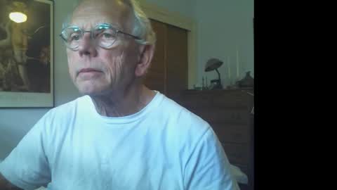 Snapshot of gulfcoast1952 chatting on 03-29-26, 07:03 Roy online show from 03-29-26, 07:03