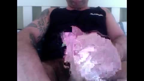 Snapshot of gulliverfuck chatting on 02-05-25, 01:33 Gulliver online show from 02-05-25, 01:33