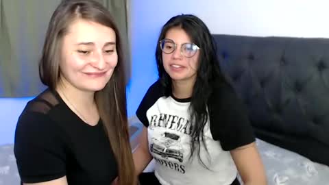 Vane blonde and Hazell black hair online show from 12-31-24, 09:50