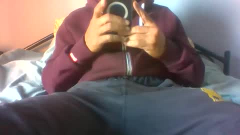 Snapshot of gunishment chatting on 11-02-25, 01:24 gunishment online show from 11-02-25, 01:24