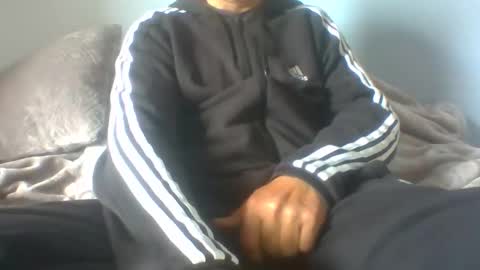 Snapshot of gunishment chatting on 03-22-26, 12:41 gunishment online show from 03-22-26, 12:41