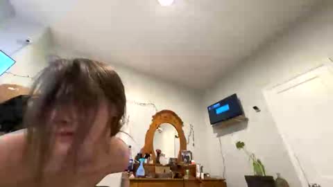 Snapshot of gurlface85 chatting on 11-09-25, 02:04 gurlface85 online show from 11-09-25, 02:04