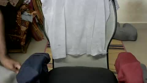 guru95497 online show from 07-01-26, 01:24
