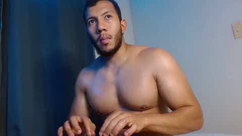 Snapshot of gurushake chatting on 01-15-26, 05:34 holl latino online show from 01-15-26, 05:34