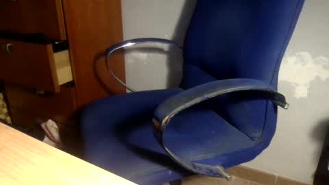 Snapshot of gusanito_enano chatting on 01-12-25, 09:40 gusanito_enano online show from 01-12-25, 09:40