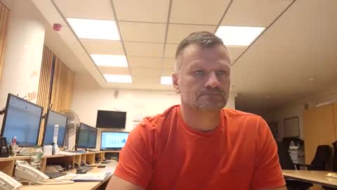 guschidick online show from 09-25-25, 05:27