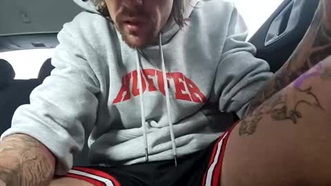 Snapshot of gusmuss chatting on 09-20-25, 05:30 Jamie online show from 09-20-25, 05:30