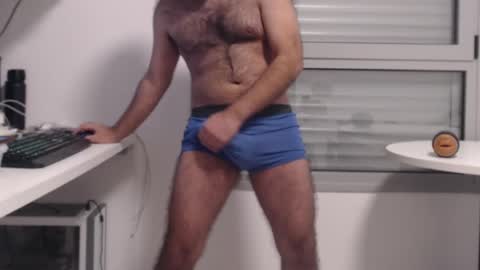 Snapshot of guy11guy chatting on 02-01-25, 04:11 guy11guy online show from 02-01-25, 04:11