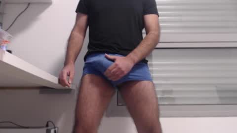 Snapshot of guy11guy chatting on 02-23-25, 05:18 guy11guy online show from 02-23-25, 05:18