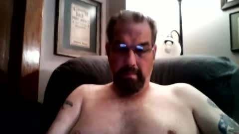 Snapshot of guy4fun8 chatting on 07-25-26, 06:00 guy4fun8 online show from 07-25-26, 06:00