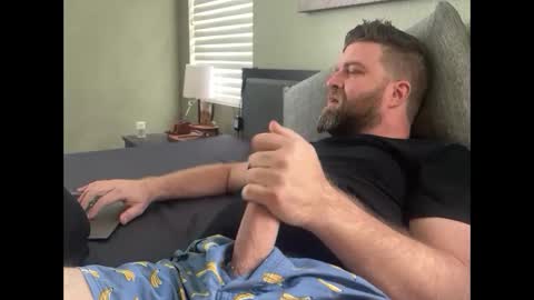 Snapshot of guy5151 chatting on 01-03-25, 05:53 Jake online show from 01-03-25, 05:53