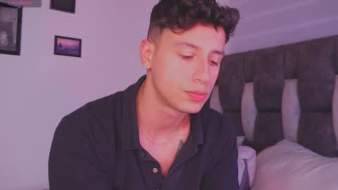 Snapshot of guy_twinks chatting on 03-15-26, 05:24 Gabriel online show from 03-15-26, 05:24