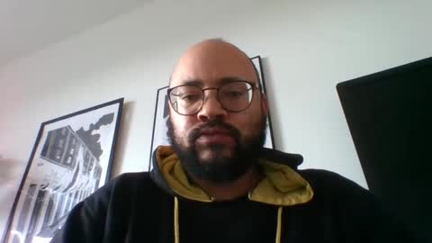 Snapshot of guy_wood15 chatting on 02-06-25, 11:10 guy_wood15 online show from 02-06-25, 11:10