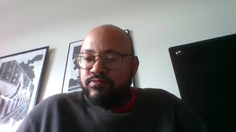 Snapshot of guy_wood15 chatting on 10-01-25, 09:04 guy_wood15 online show from 10-01-25, 09:04