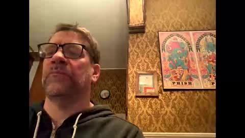 Snapshot of guyute42 chatting on 11-25-25, 11:05 Guy Forget online show from 11-25-25, 11:05