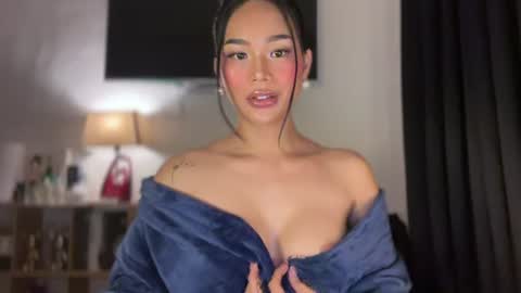 Snapshot of gwapangahas chatting on 06-20-26, 05:43 Alexa online show from 06-20-26, 05:43