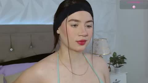 Snapshot of gwen_drew chatting on 01-13-26, 12:54 Gwen Drew online show from 01-13-26, 12:54