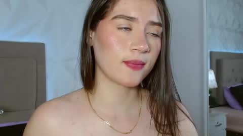 Snapshot of gwen_drew chatting on 02-14-26, 03:31 Gwen Drew online show from 02-14-26, 03:31